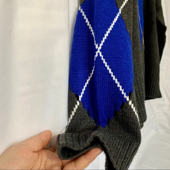 Men’s Sweater - Picture 5 of 5